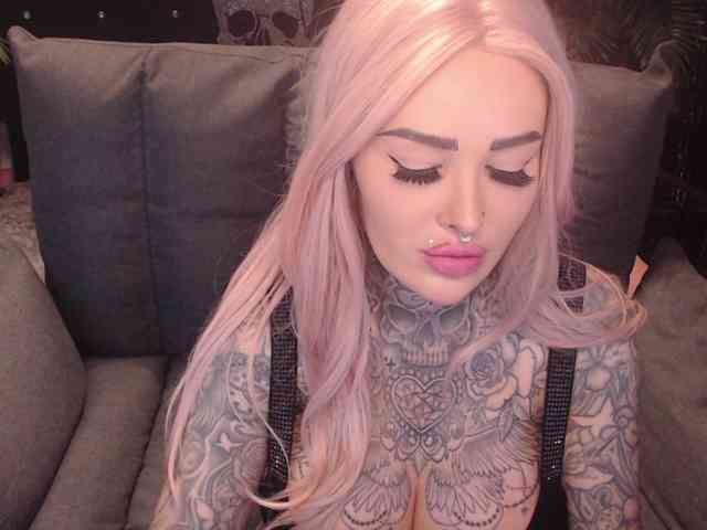 MilaElaine