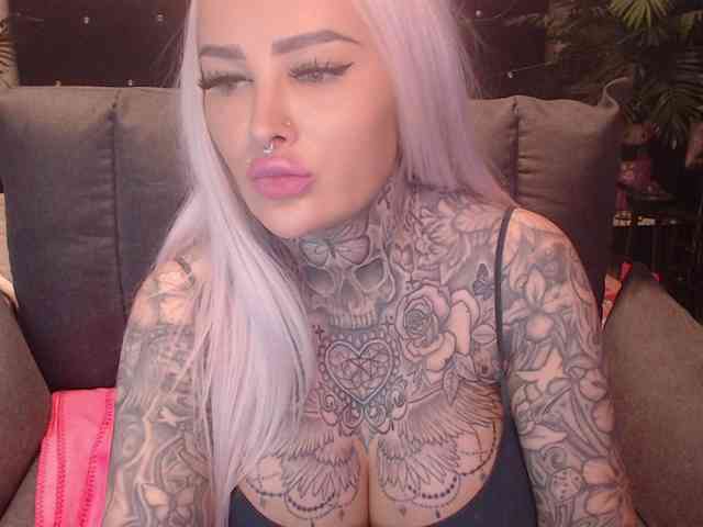 MilaElaine