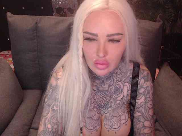 MilaElaine
