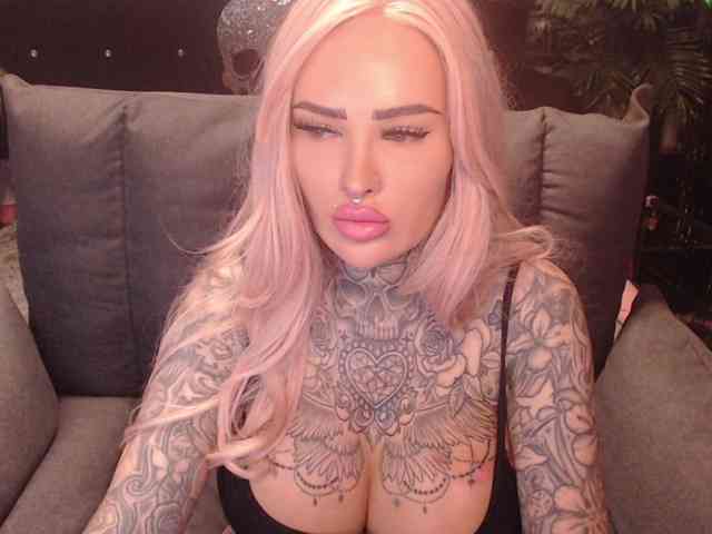 MilaElaine
