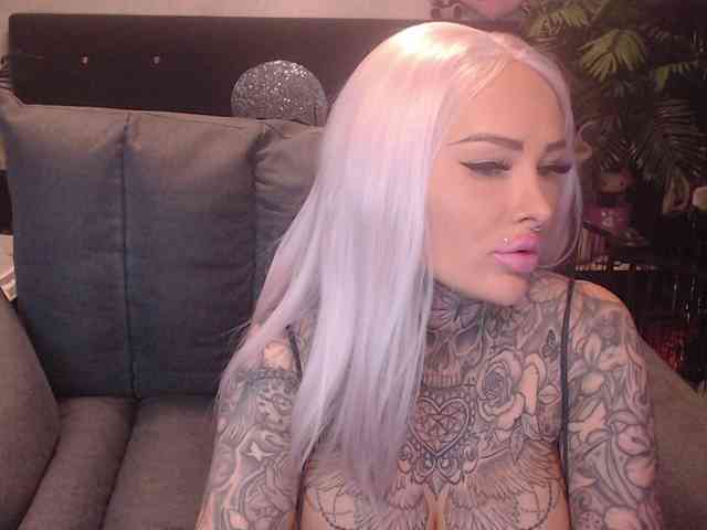 MilaElaine