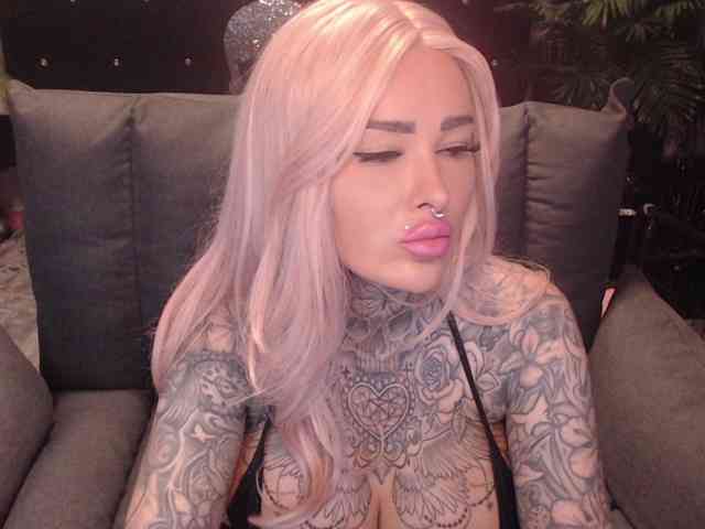 MilaElaine