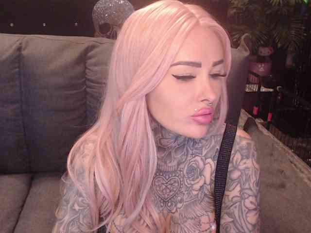 MilaElaine