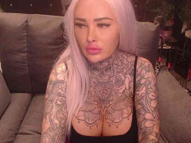 MilaElaine