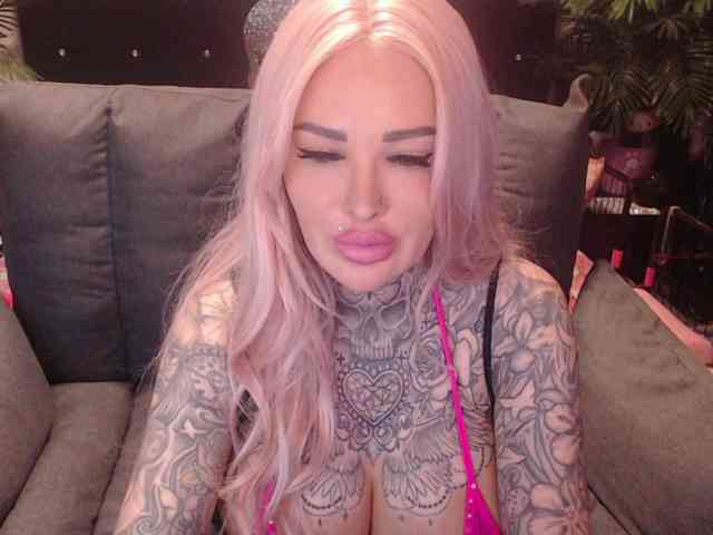 MilaElaine