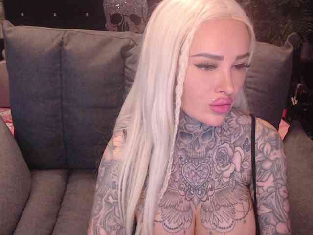 MilaElaine