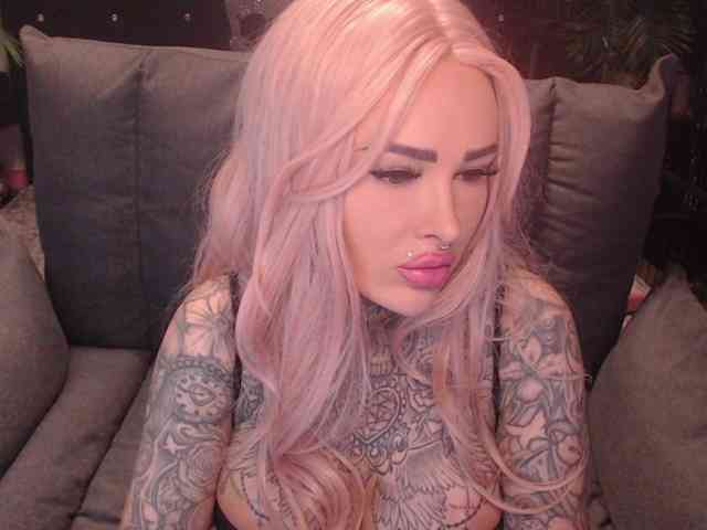 MilaElaine