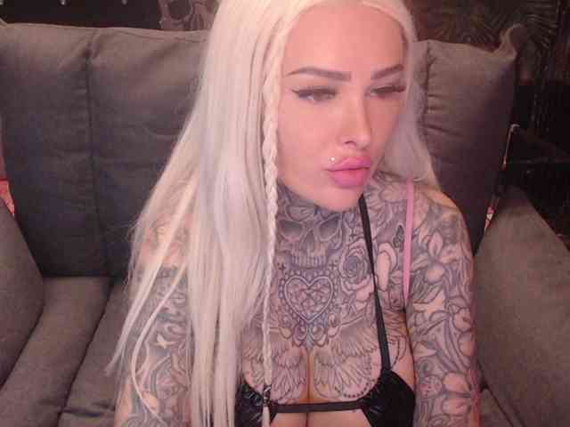 MilaElaine