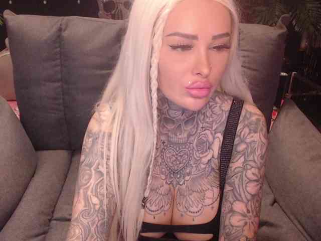 MilaElaine