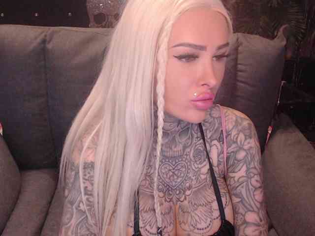 MilaElaine