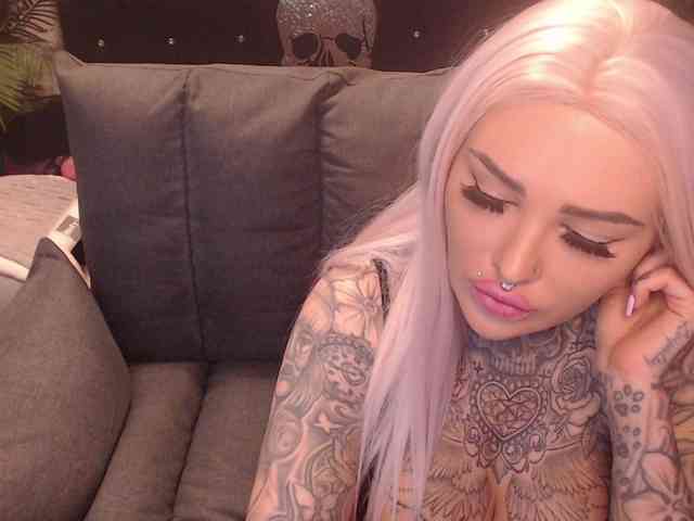 MilaElaine