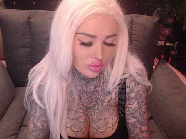 MilaElaine