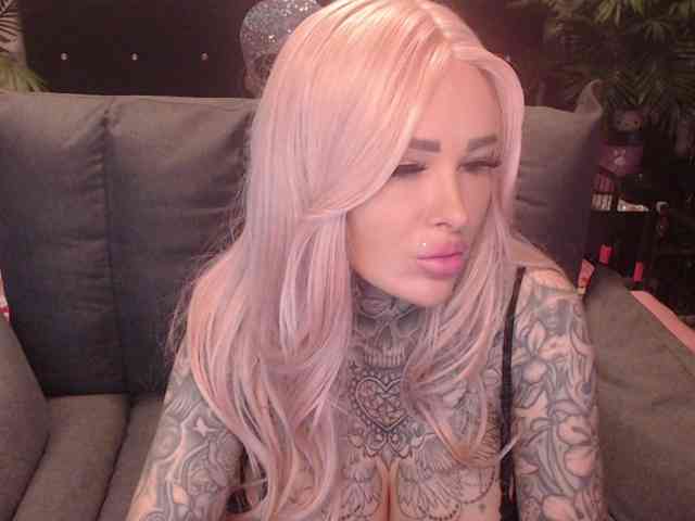 MilaElaine