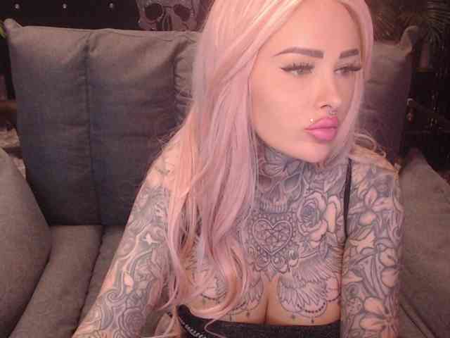 MilaElaine