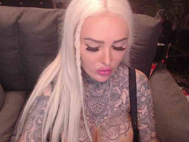 MilaElaine