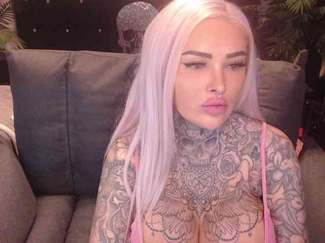 MilaElaine