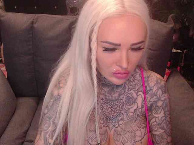 MilaElaine