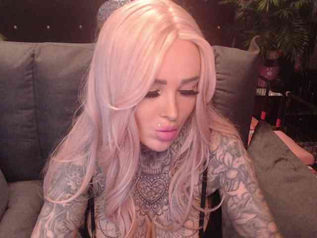 MilaElaine