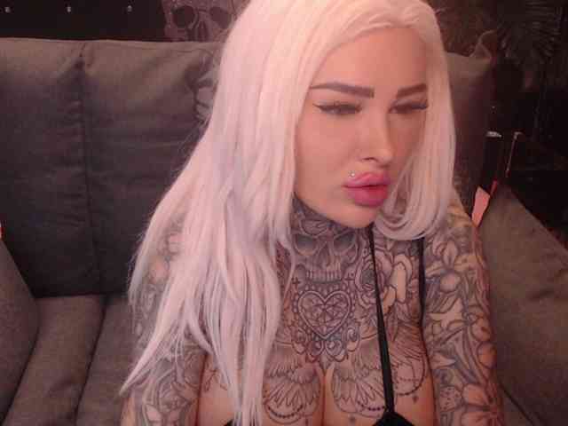 MilaElaine