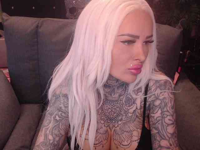MilaElaine