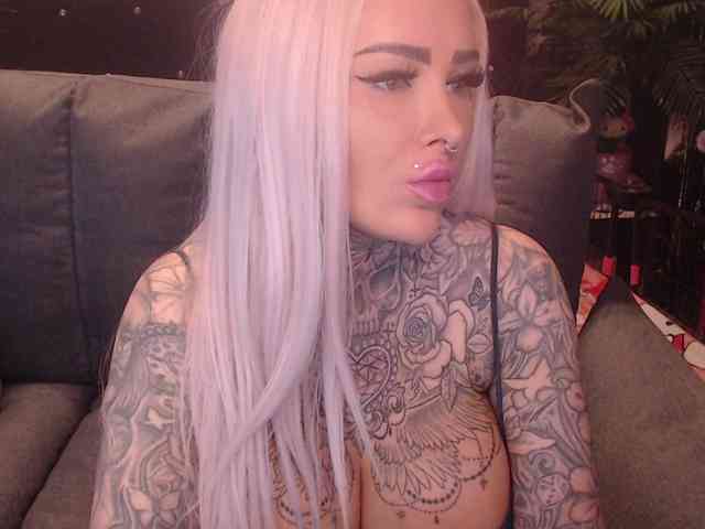 MilaElaine