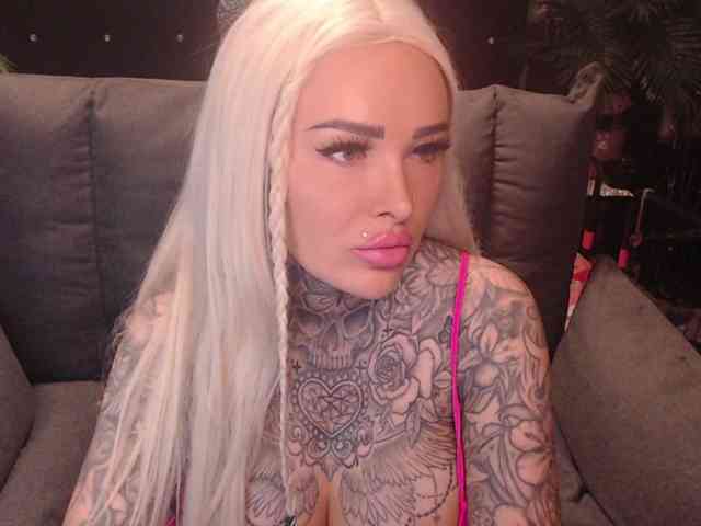 MilaElaine