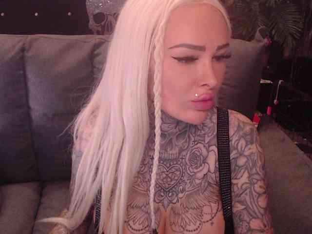 MilaElaine