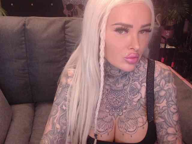 MilaElaine