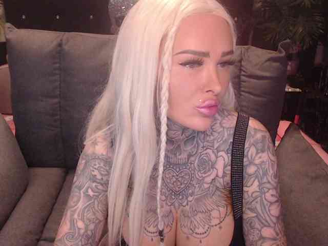 MilaElaine