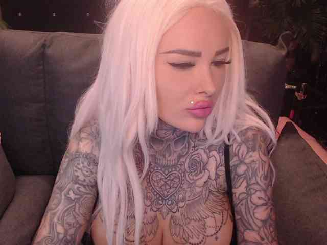 MilaElaine