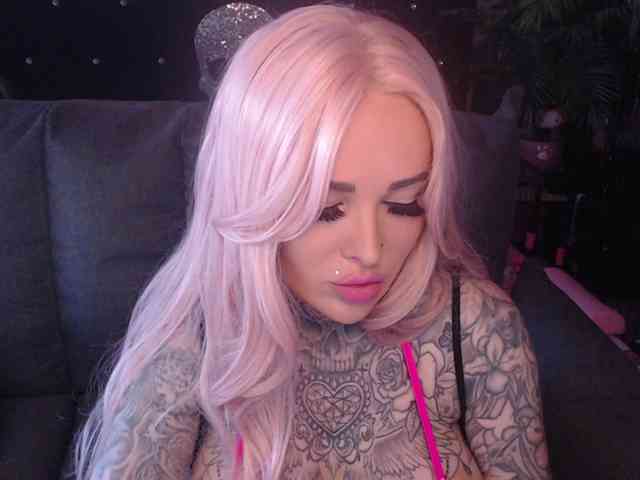 MilaElaine
