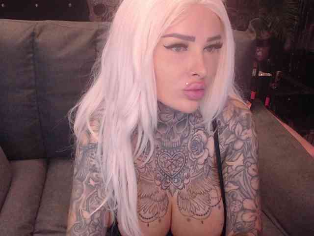 MilaElaine