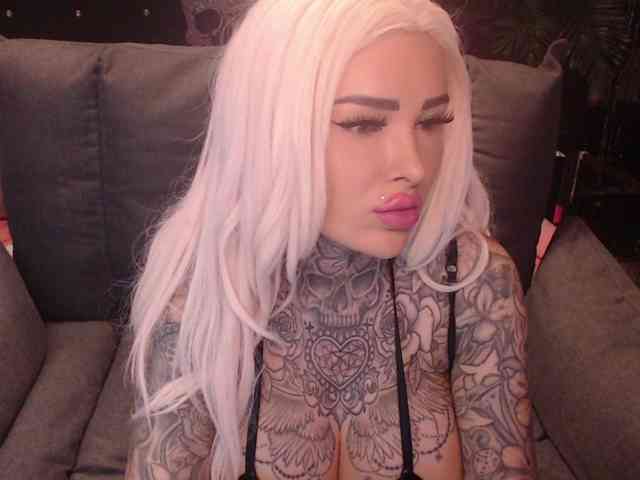 MilaElaine