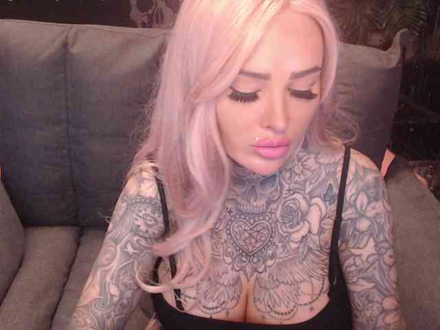 MilaElaine
