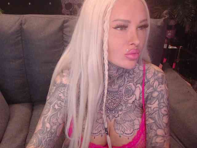 MilaElaine
