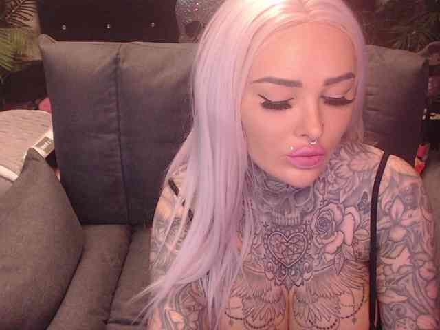 MilaElaine