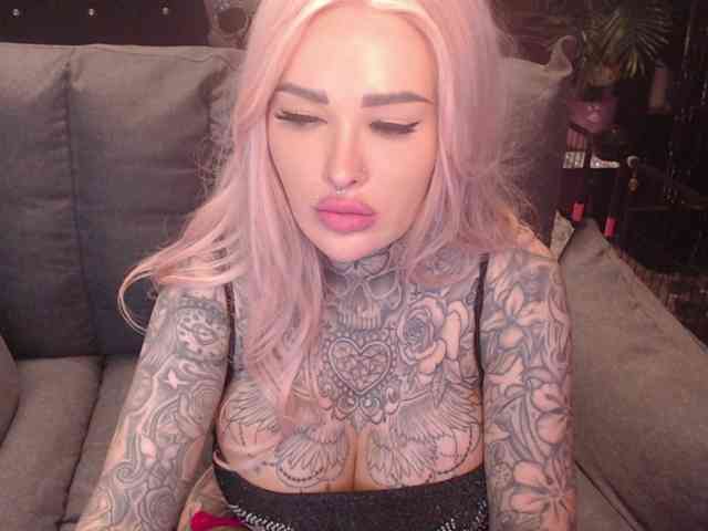 MilaElaine