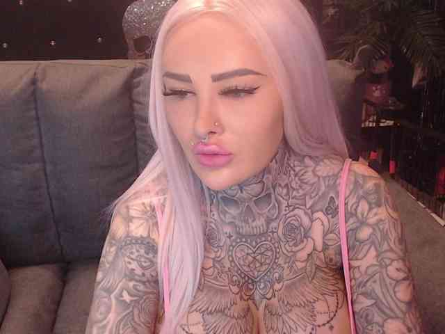 MilaElaine