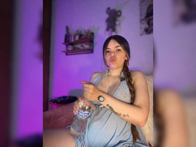 erika18love Прямой эфир на BongaCams