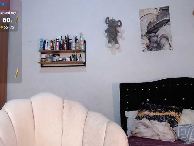 erika18love live cam on BongaCams
