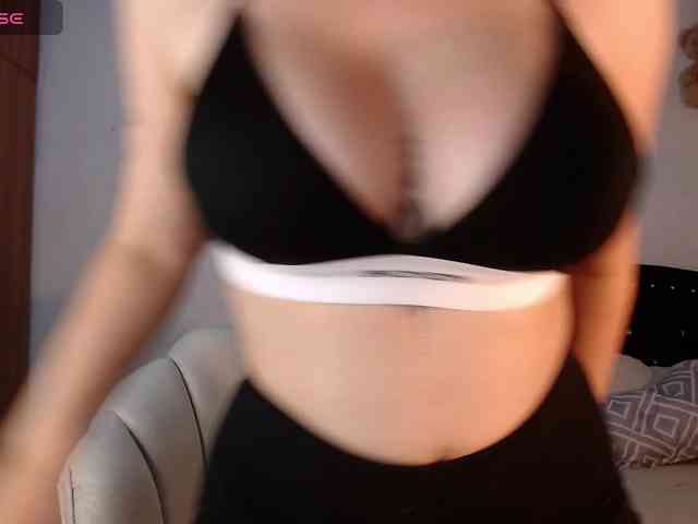 erika18love webcam