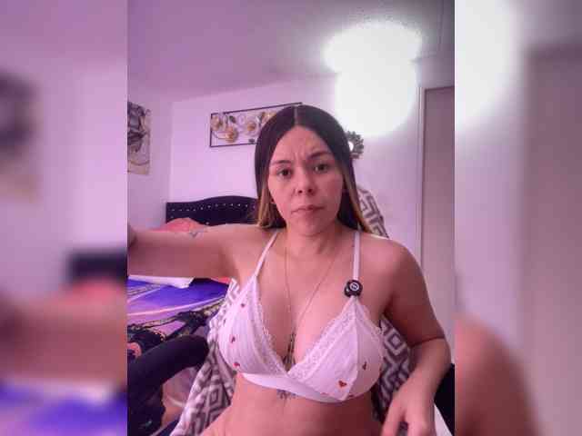 erika18love webcam