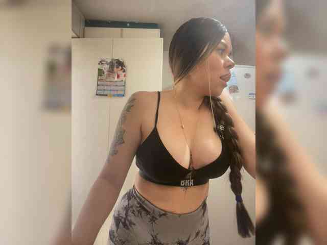 erika18love webcam