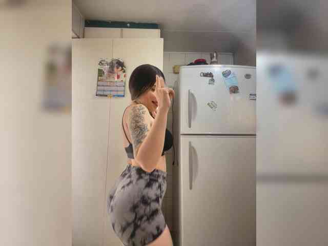 erika18love webcam