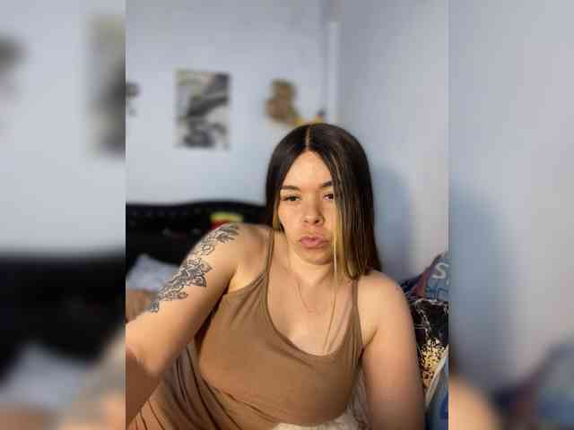 erika18love webcam