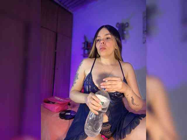 erika18love webcam