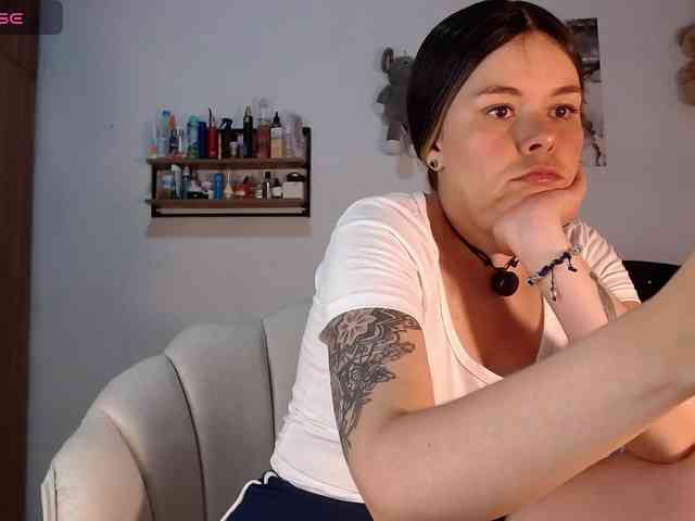 erika18love webcam