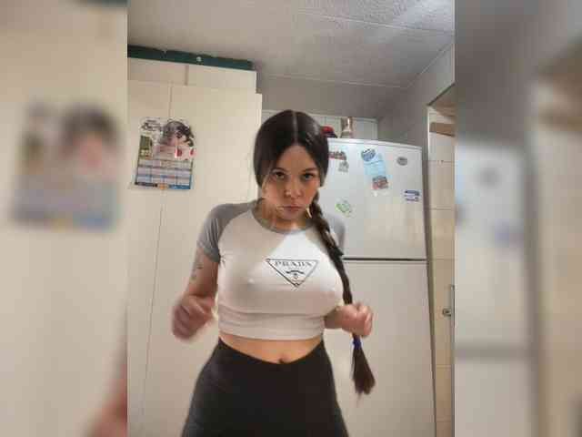 erika18love webcam