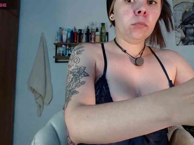 erika18love webcam