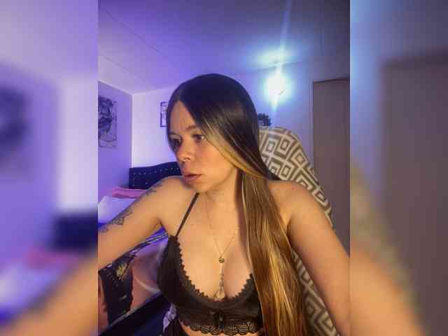 erika18love webcam